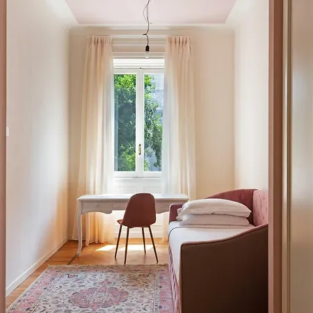 شقة Via Fabio Filzi Ii By Onefinestay *